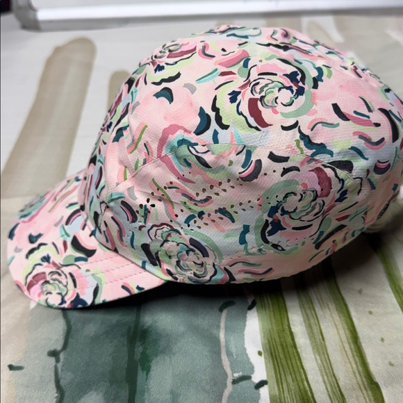 Athleta ultra light pink Multicolor Floral sporty hat - Picture 2 of 5